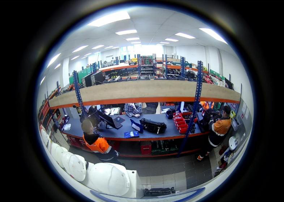 Сёрчлаба на Международном хакатоне «Лидеры цифровой трансформации-2025»: как мы автоматизировали учёт инструментов под камерой